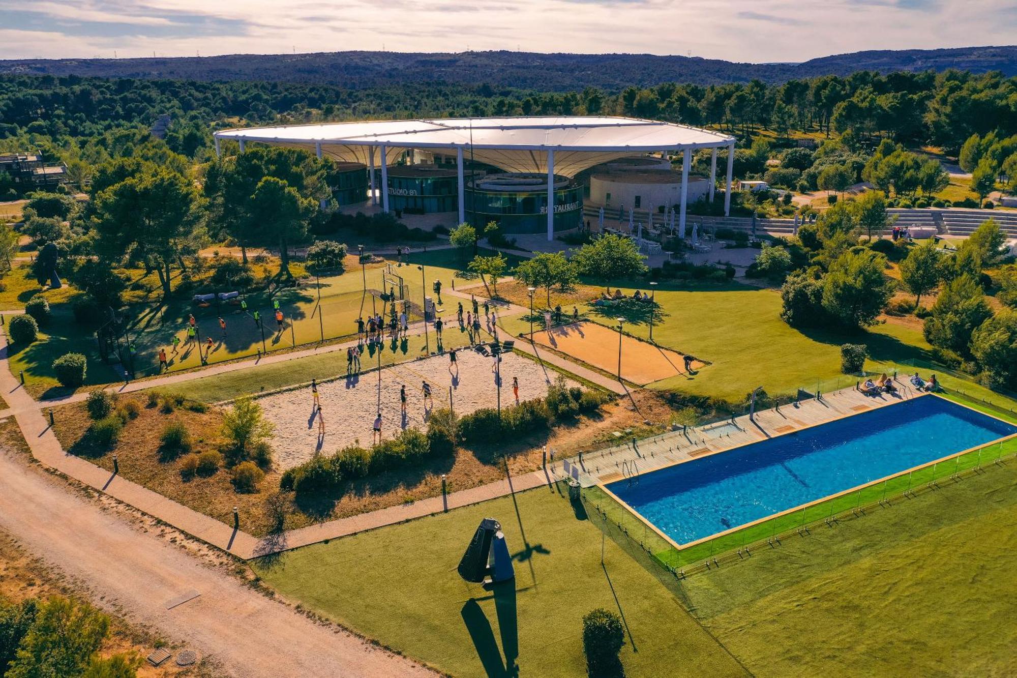 Thecamp Hotel & Lodges - Aix En Provence Aix-en-Provence Exteriör bild
